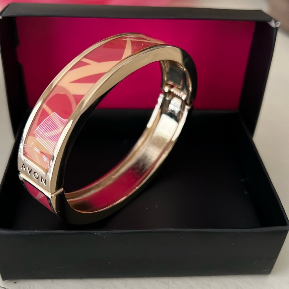 Avon bracelet